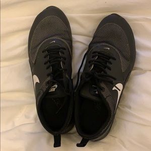 Black Nike Air Thea